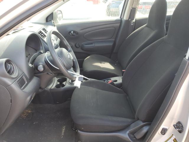 Sedans NISSAN VERSA 2014 Srebrny