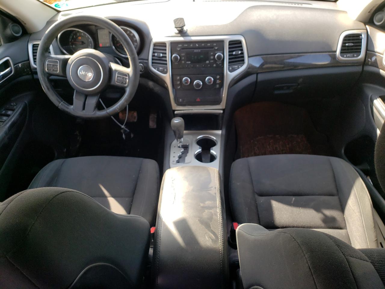 2011 Jeep Grand Cherokee - Image 8