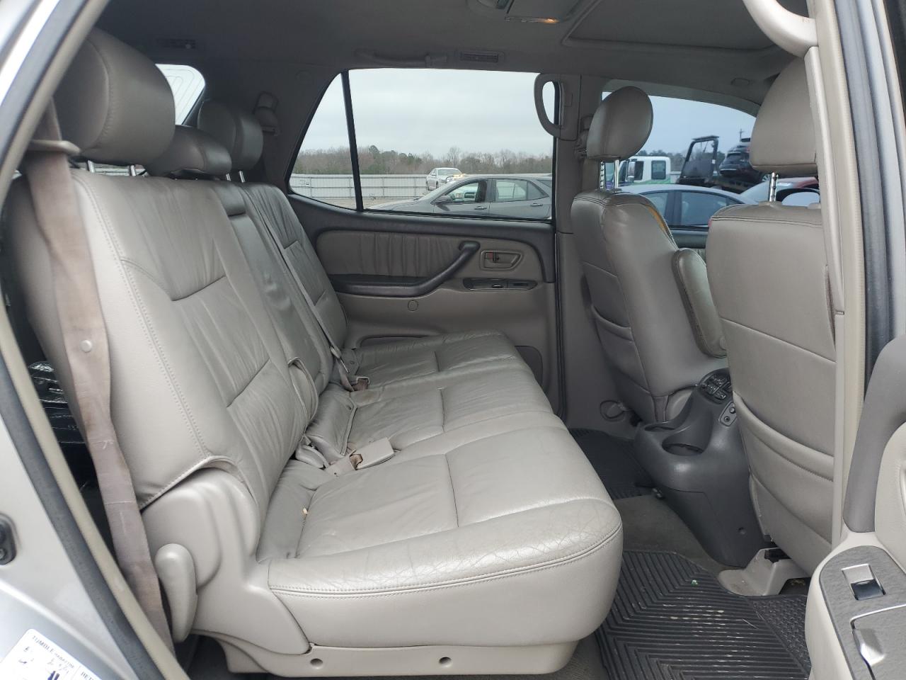 2005 Toyota Sequoia Limited VIN: 5TDBT48AX5S238267 Lot: 47099135