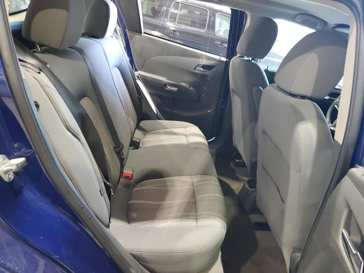 2014 Chevrolet Sonic - Image 10