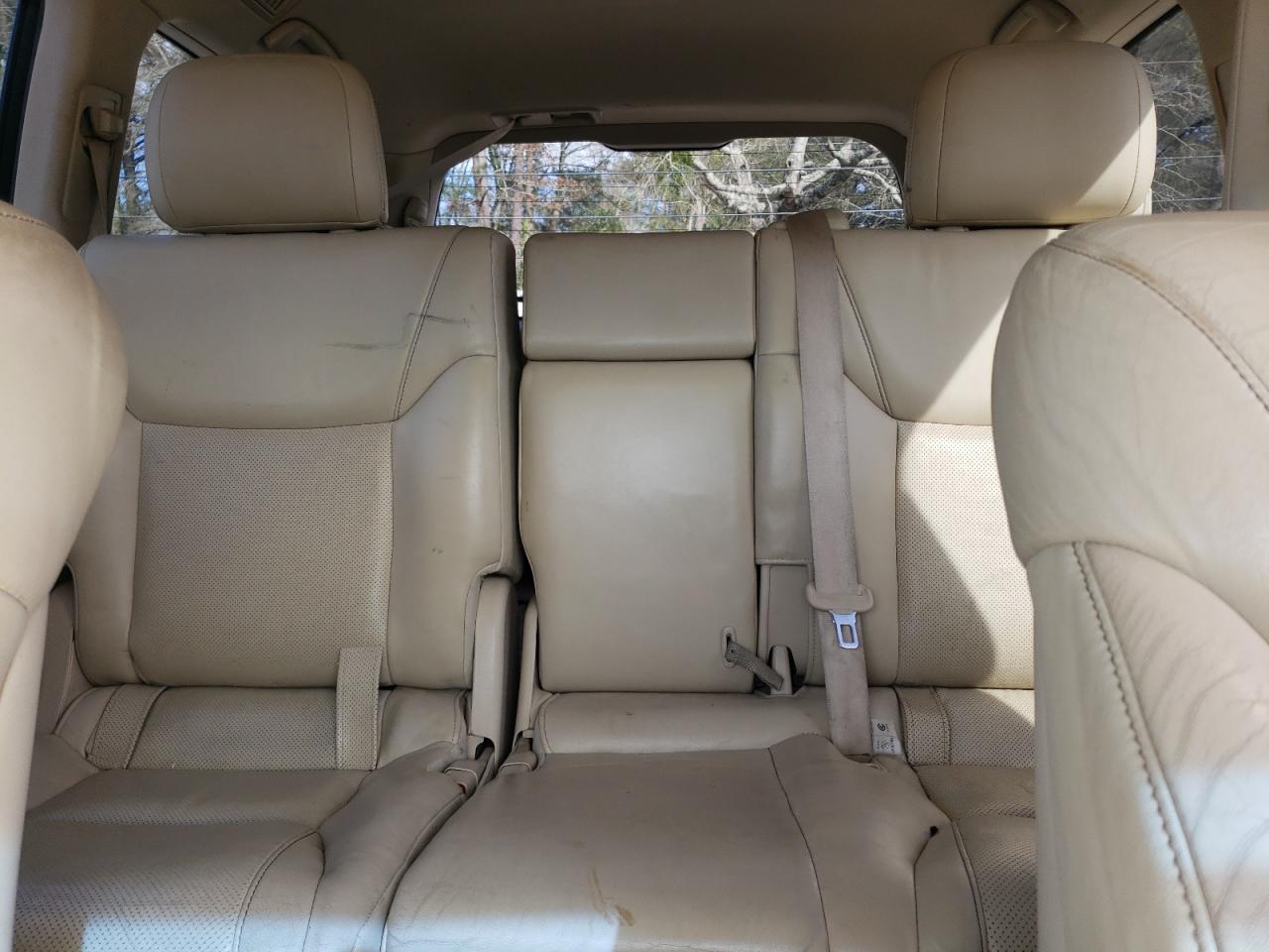 2014 Lexus LX - Image 10