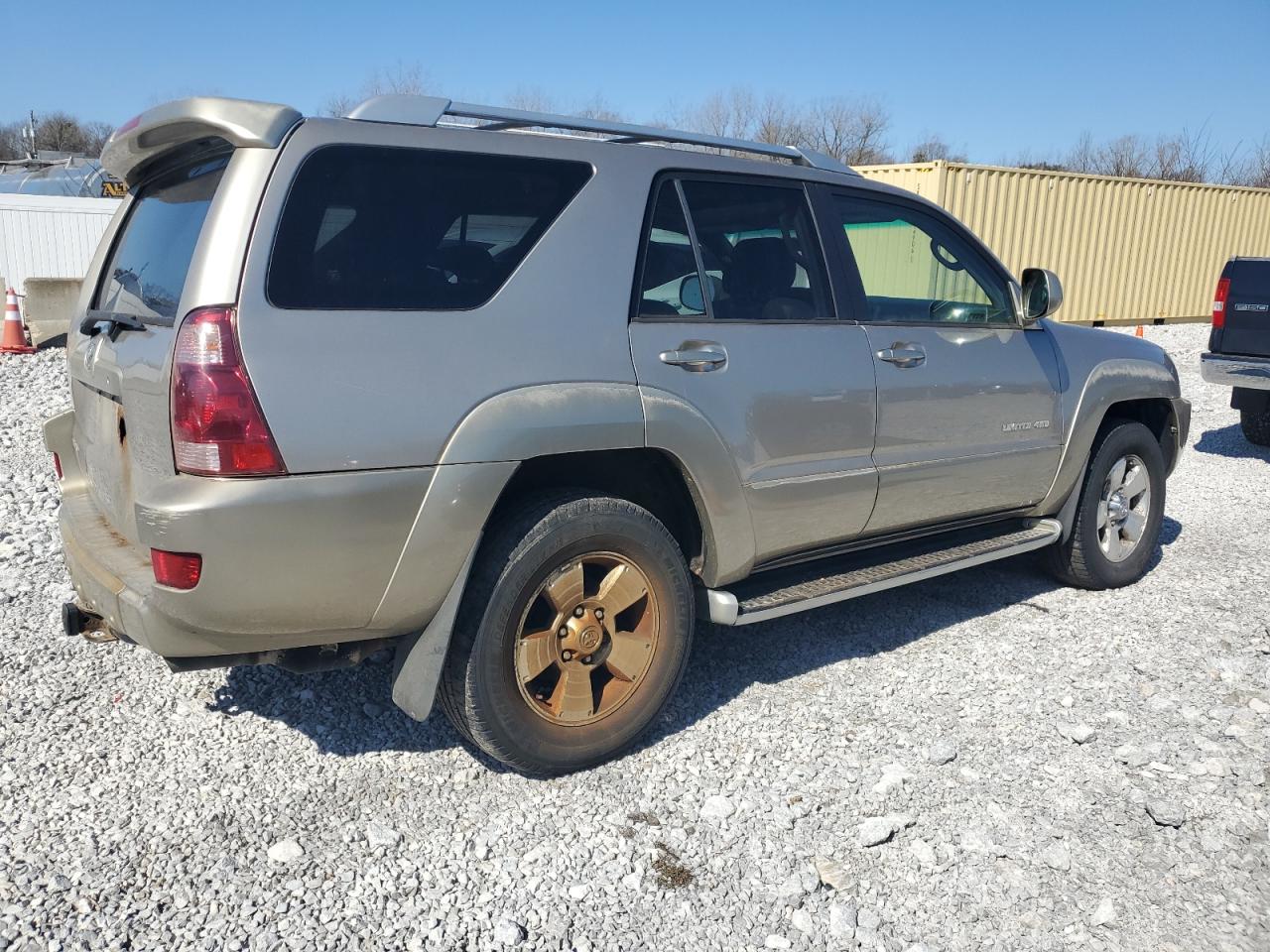 2004 Toyota 4Runner - Image 3