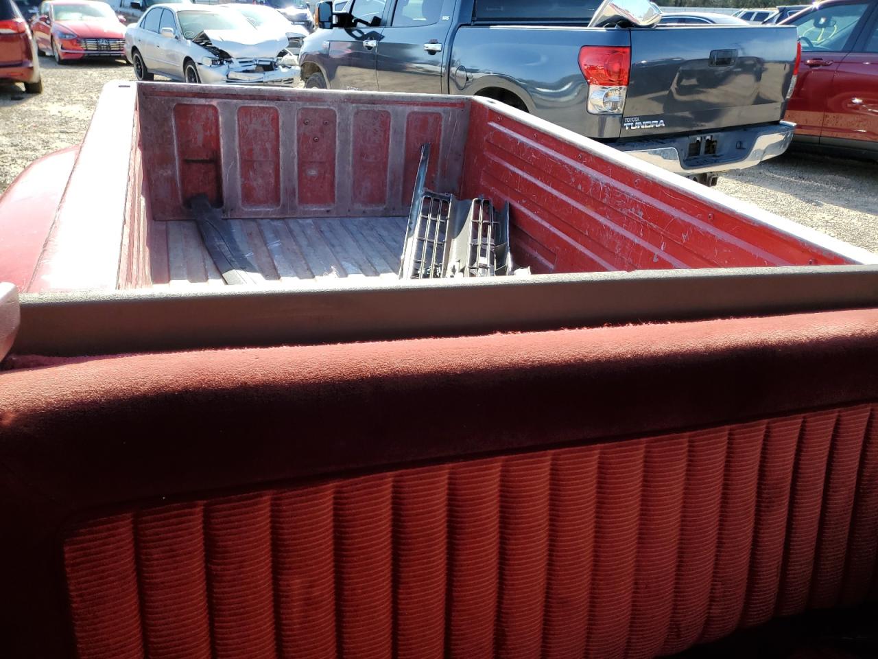 1993 Chevrolet Gmt-400 C1500 VIN: 2GCEC19K1P1158398 Lot: 57473905