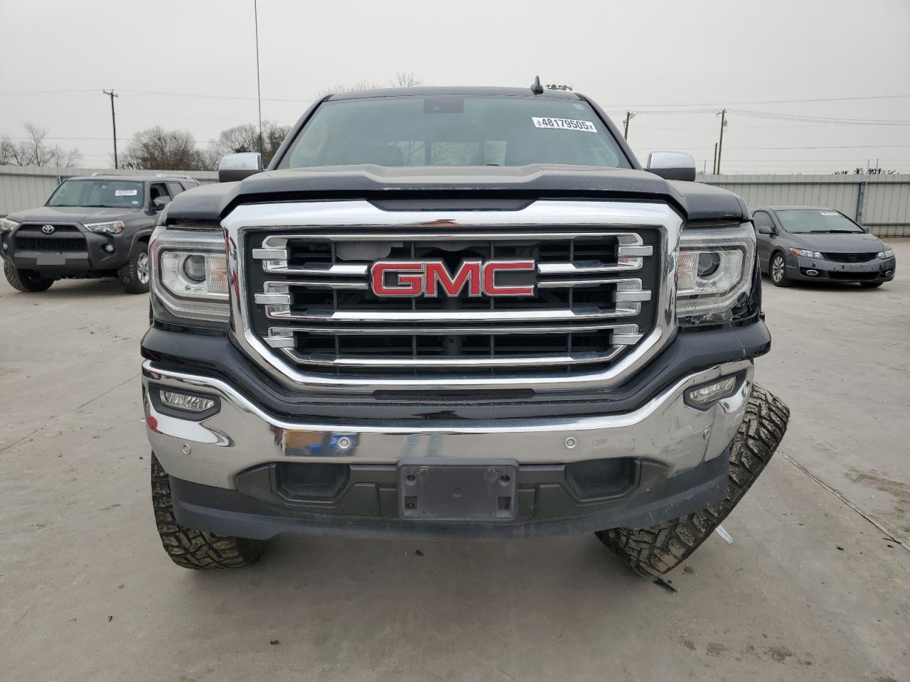 2017 GMC Sierra - Image 5