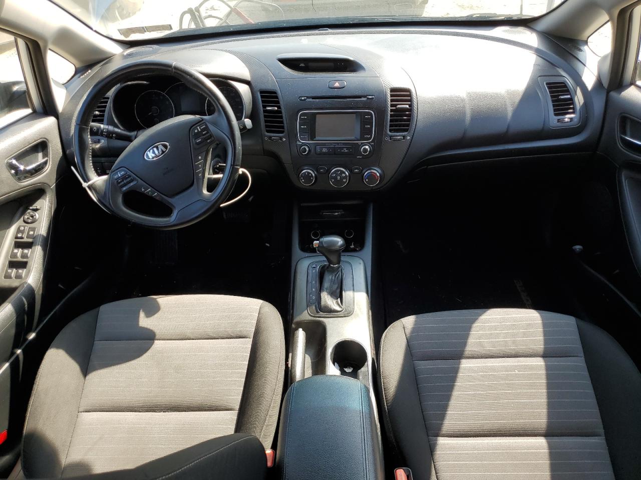 2016 Kia Forte - Image 8