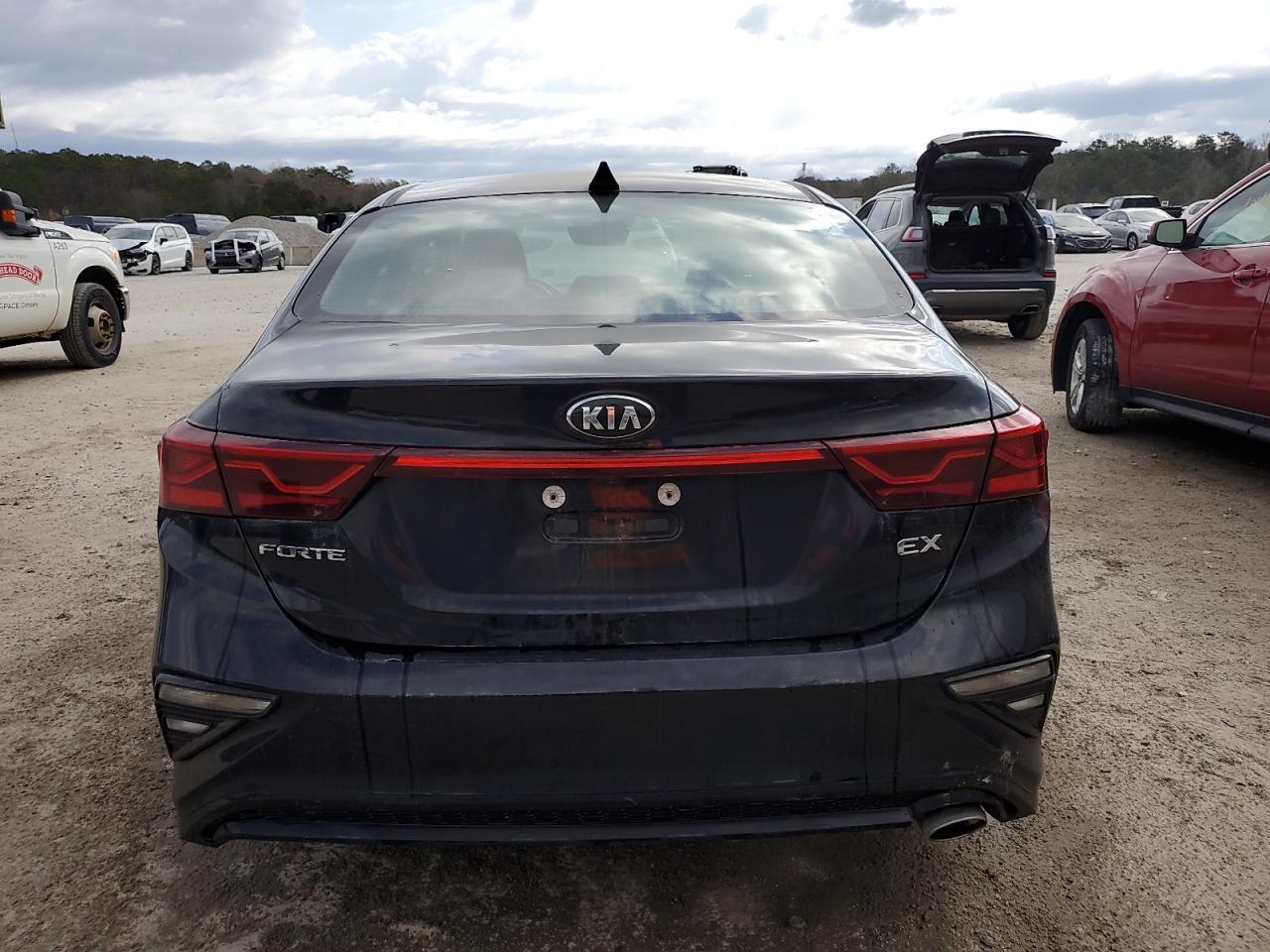 2019 Kia Forte Ex VIN: 3KPF54AD4KE035610 Lot: 47444655