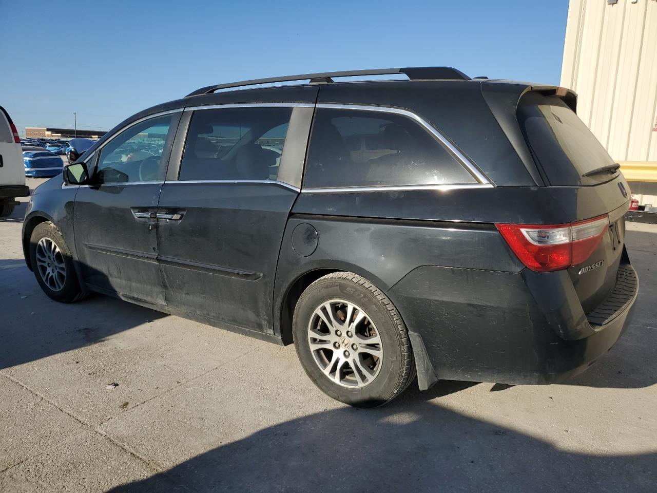 2013 Honda Odyssey - Image 2