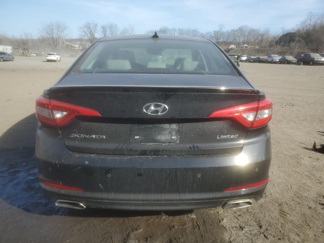 2016 Hyundai Sonata - Image 6
