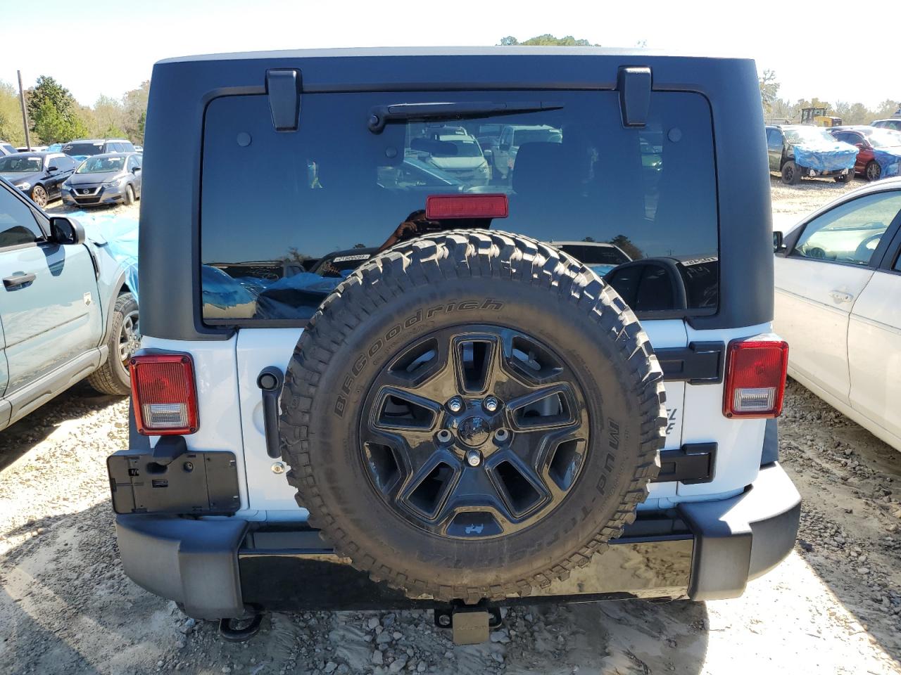 2016 Jeep Wrangler - Image 6