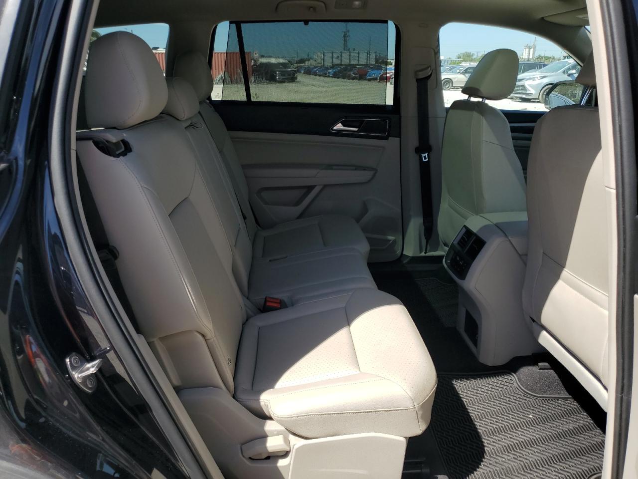 2019 Volkswagen Atlas Se VIN: 1V2WR2CA9KC608647 Lot: 48336245