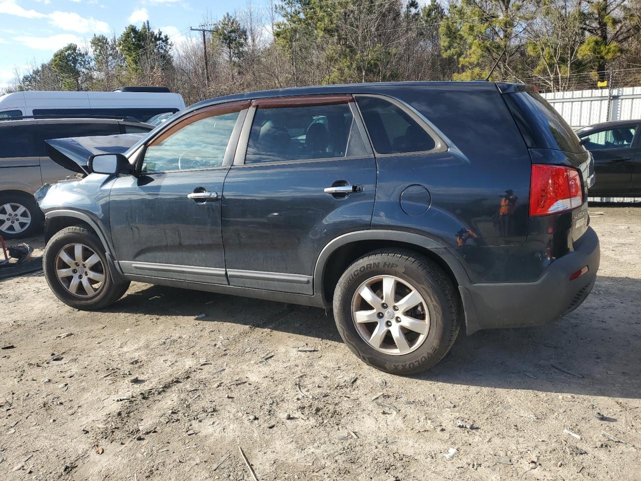 2012 Kia Sorento - Image 2