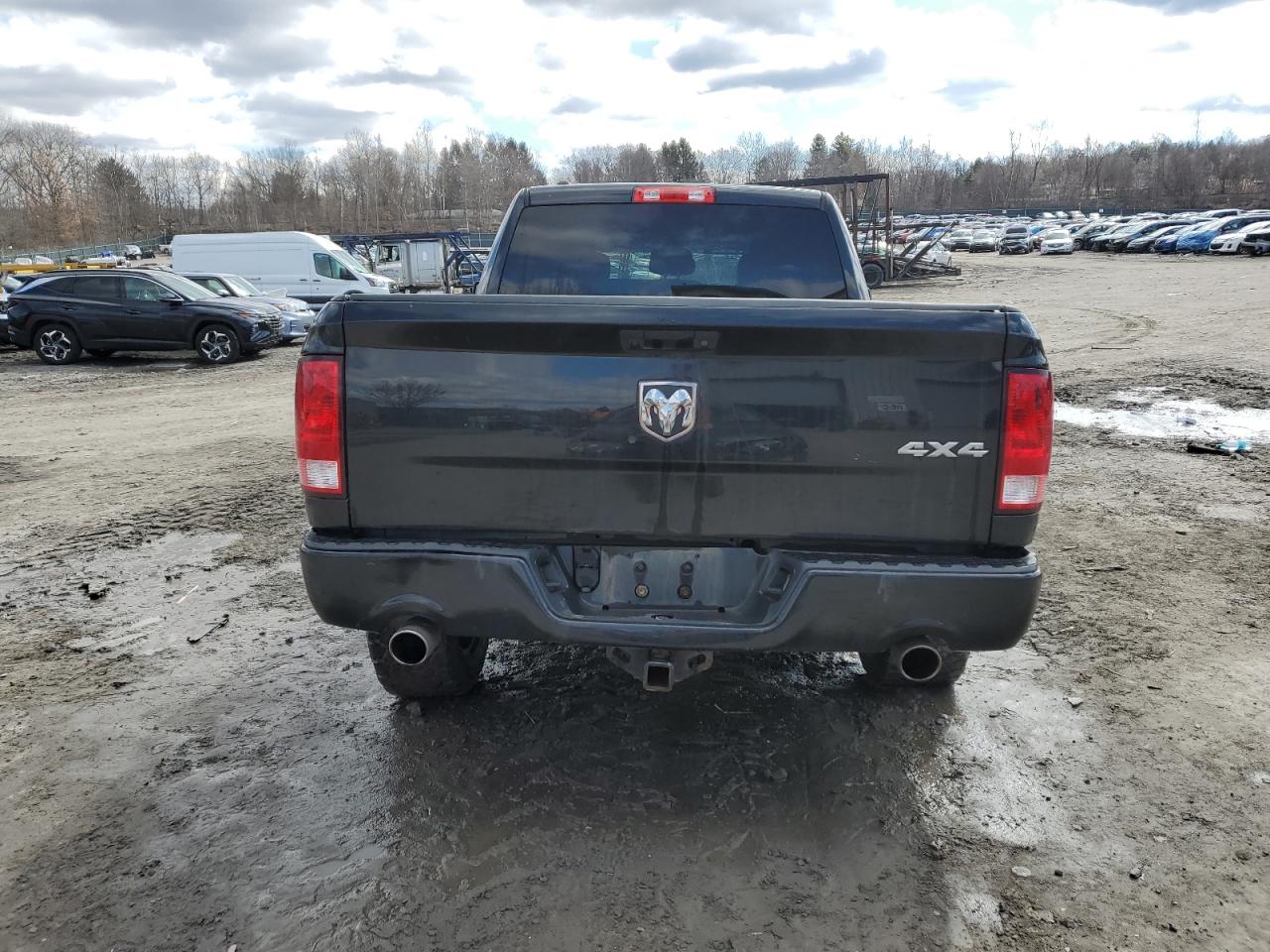 2016 RAM 1500 - Image 6