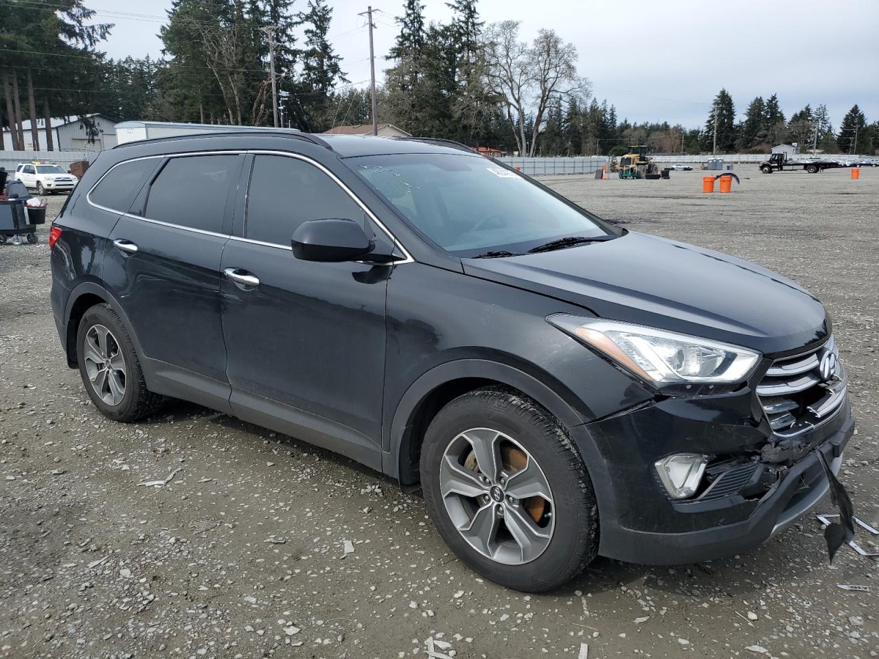 2015 Hyundai Santa Fe - Image 4