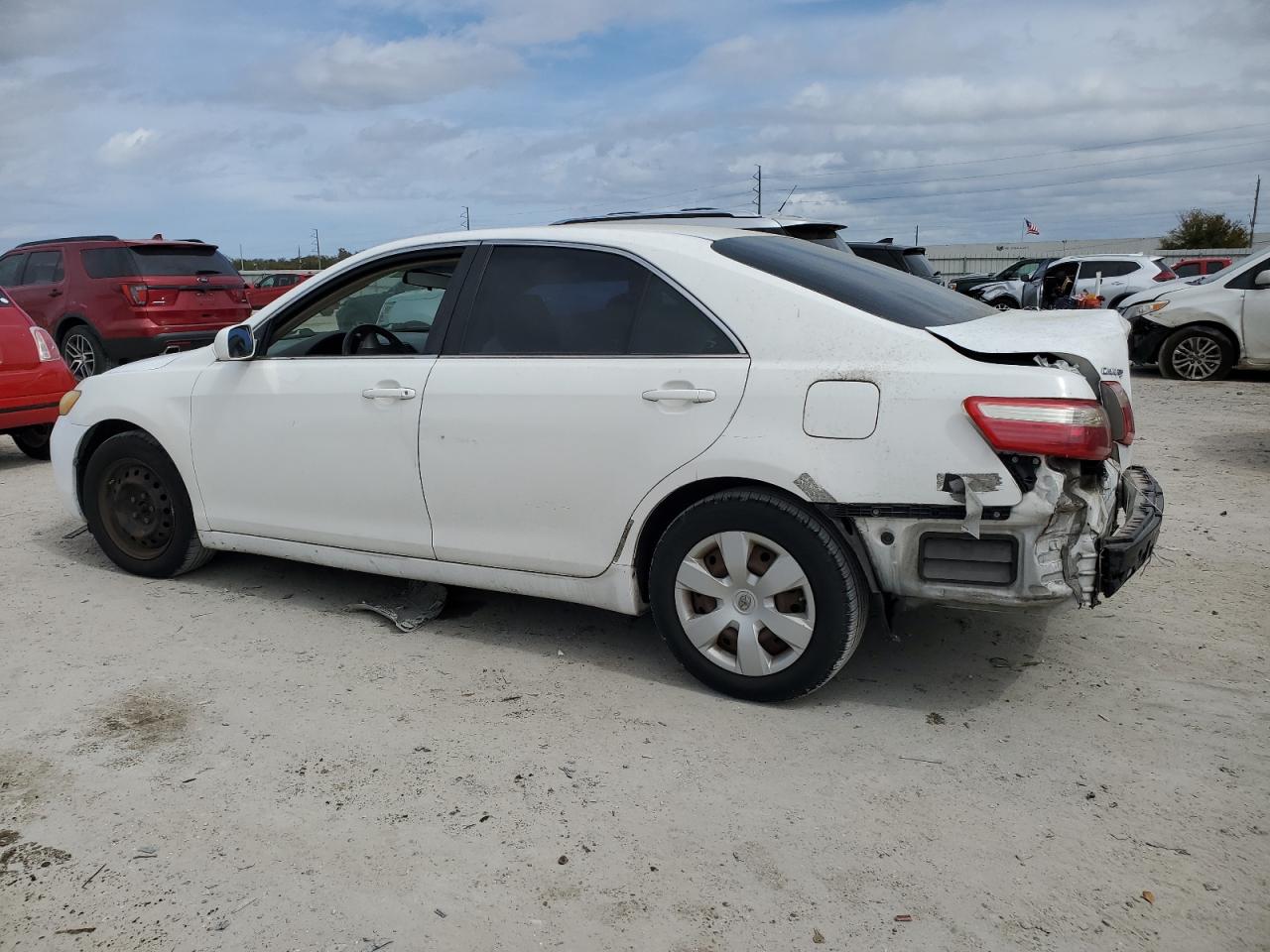 2009 Toyota Camry - Image 2