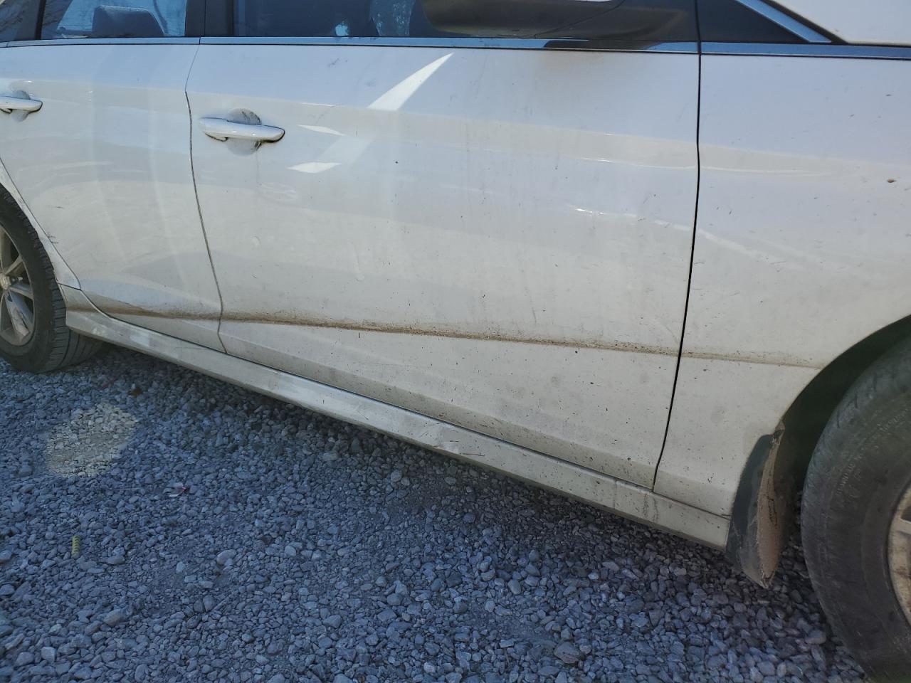2018 Hyundai Sonata - Image 12