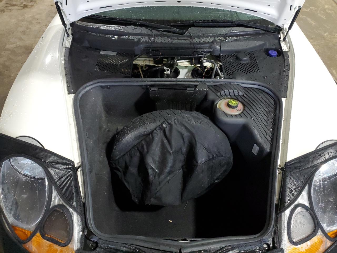 2001 Porsche Boxster - Image 11