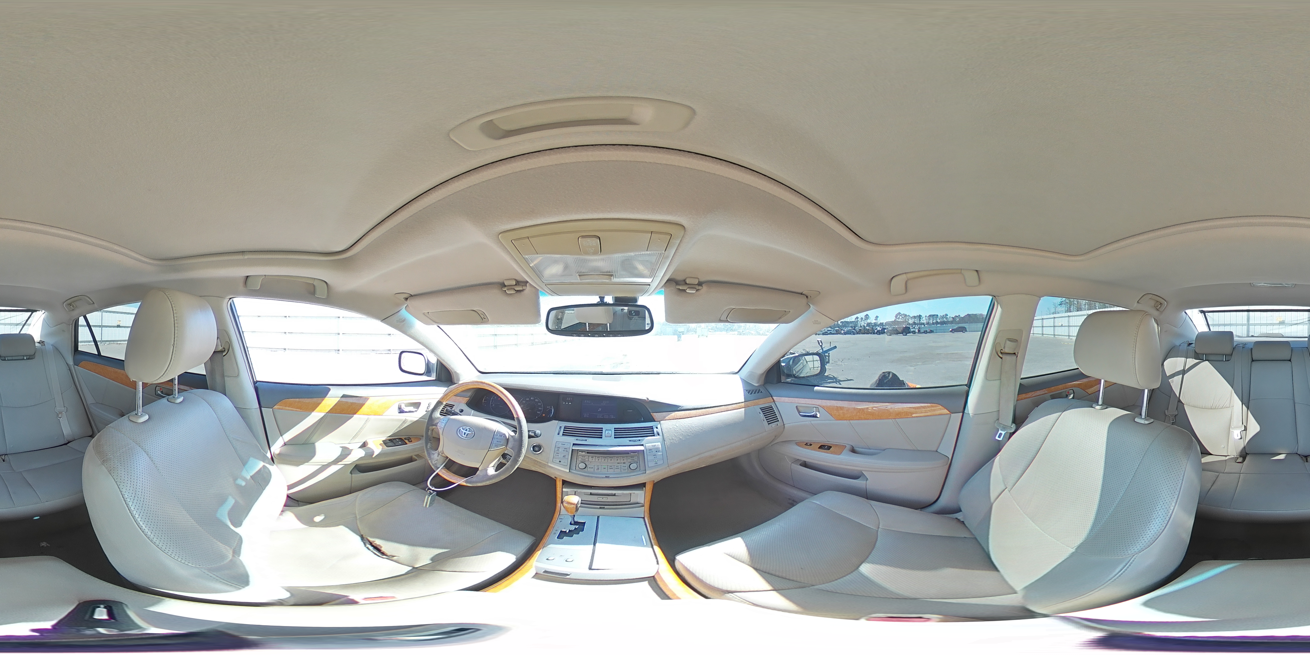 2007 Toyota Avalon - Image 13