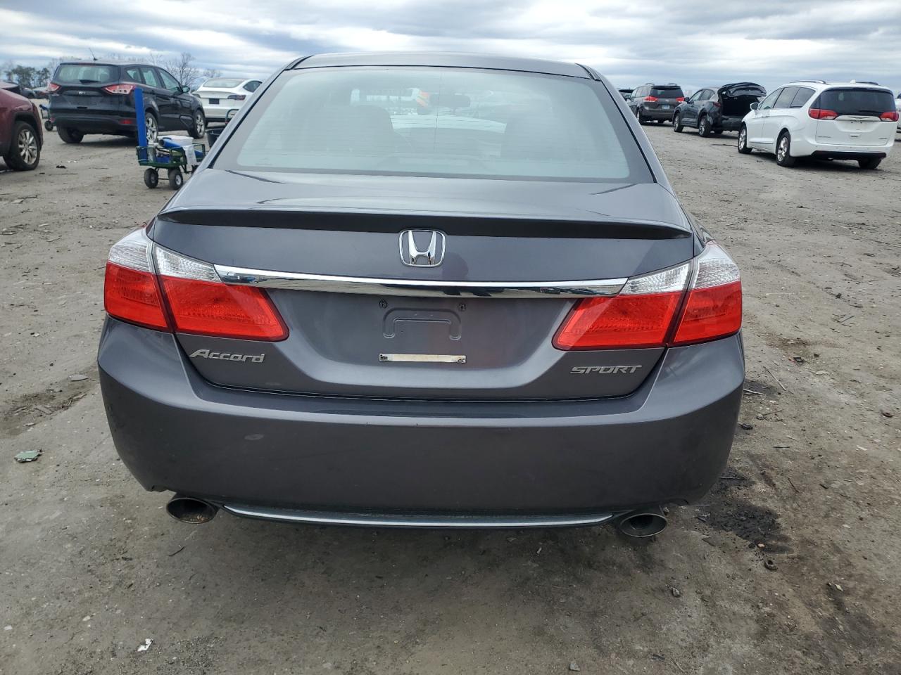 2015 Honda Accord - Image 6