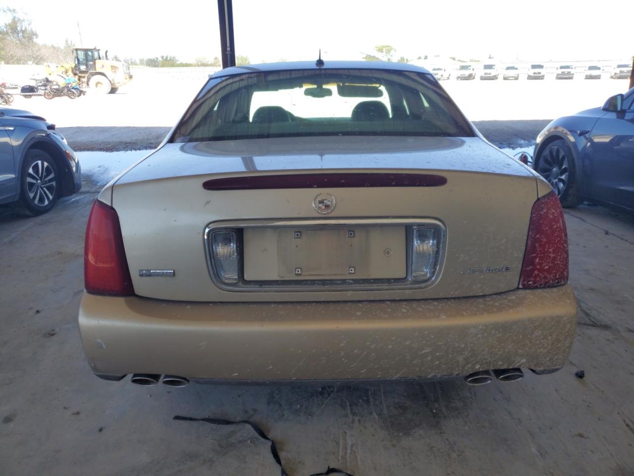 2005 Cadillac Deville VIN: 1G6KD54YX5U235504 Lot: 48131325