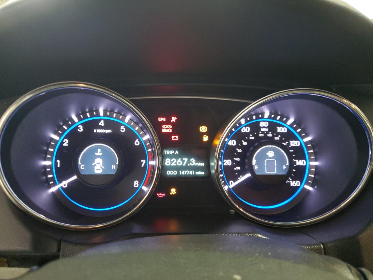 2013 Hyundai Sonata - Image 9