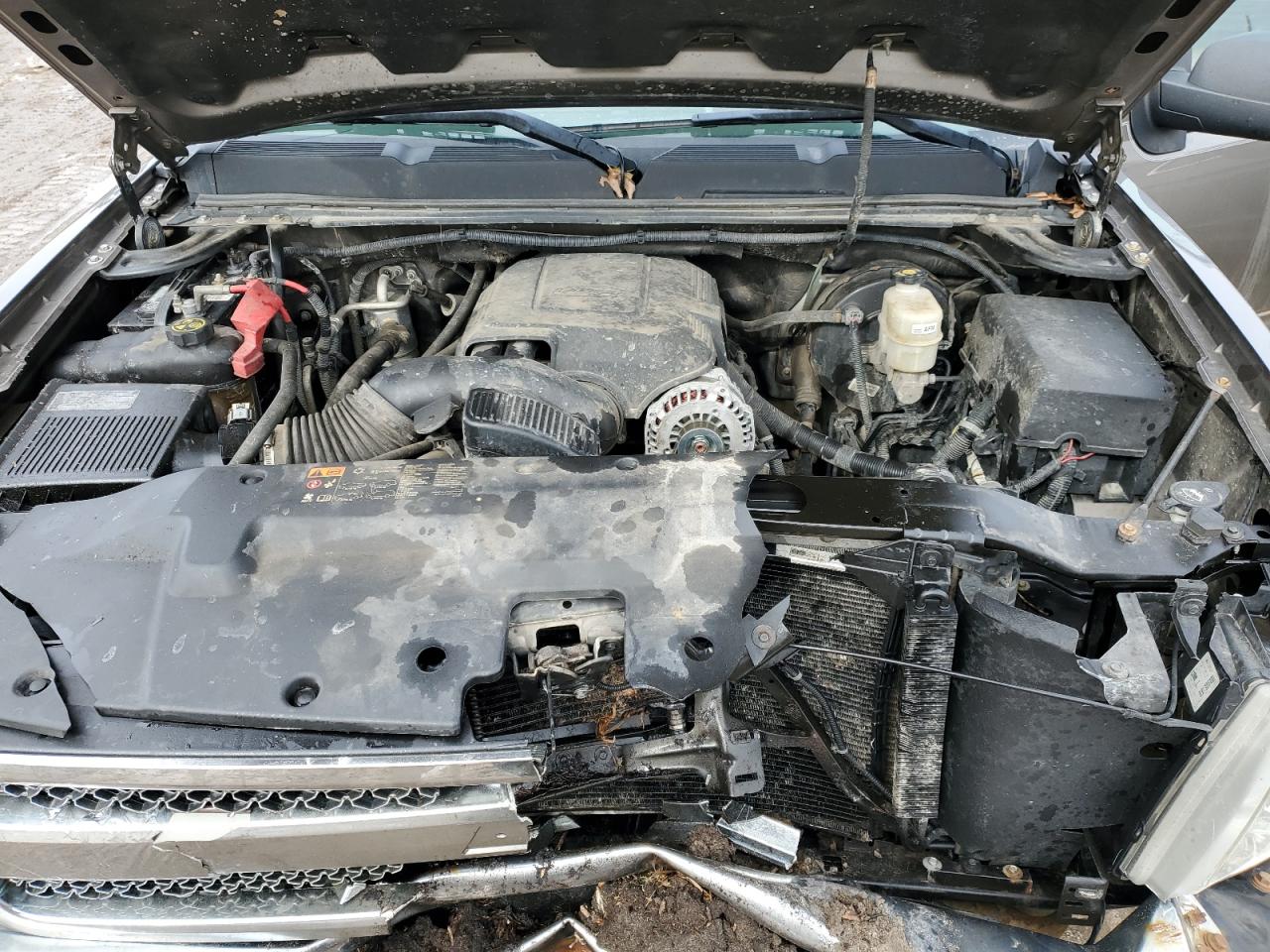 2013 Chevrolet Silverado - Image 11