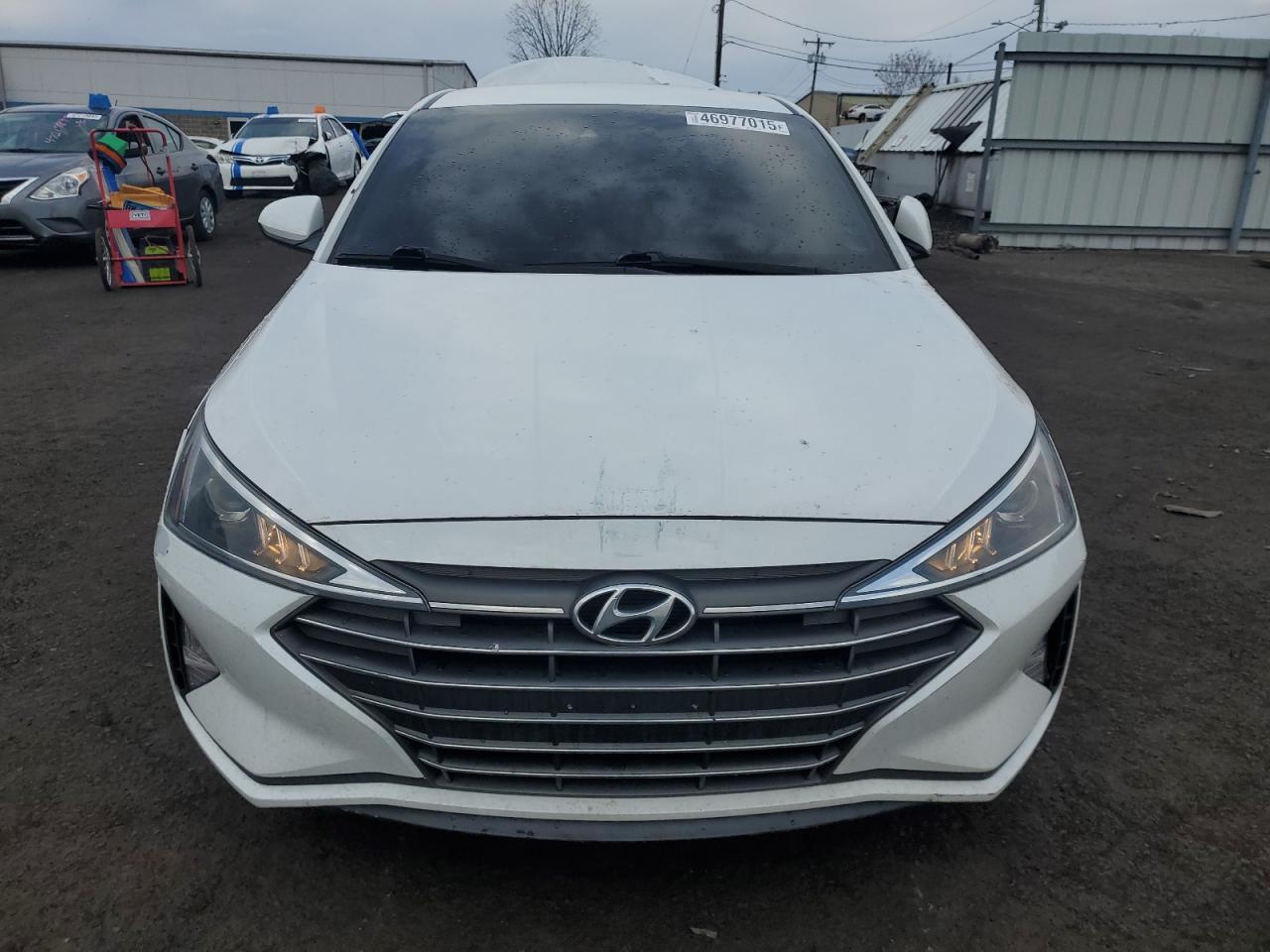 2020 Hyundai Elantra - Image 5