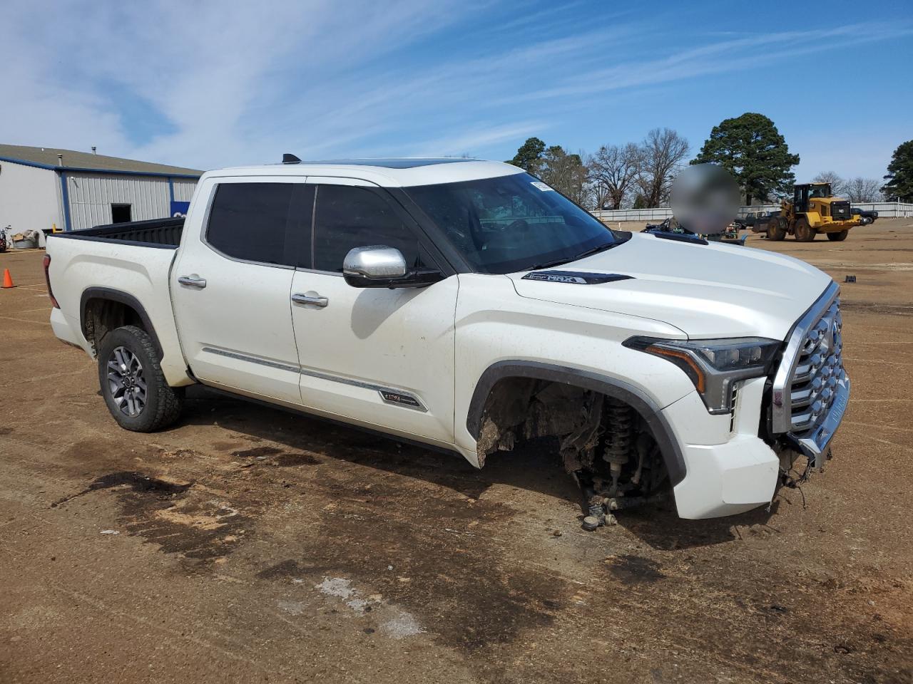 2023 Toyota Tundra - Image 4