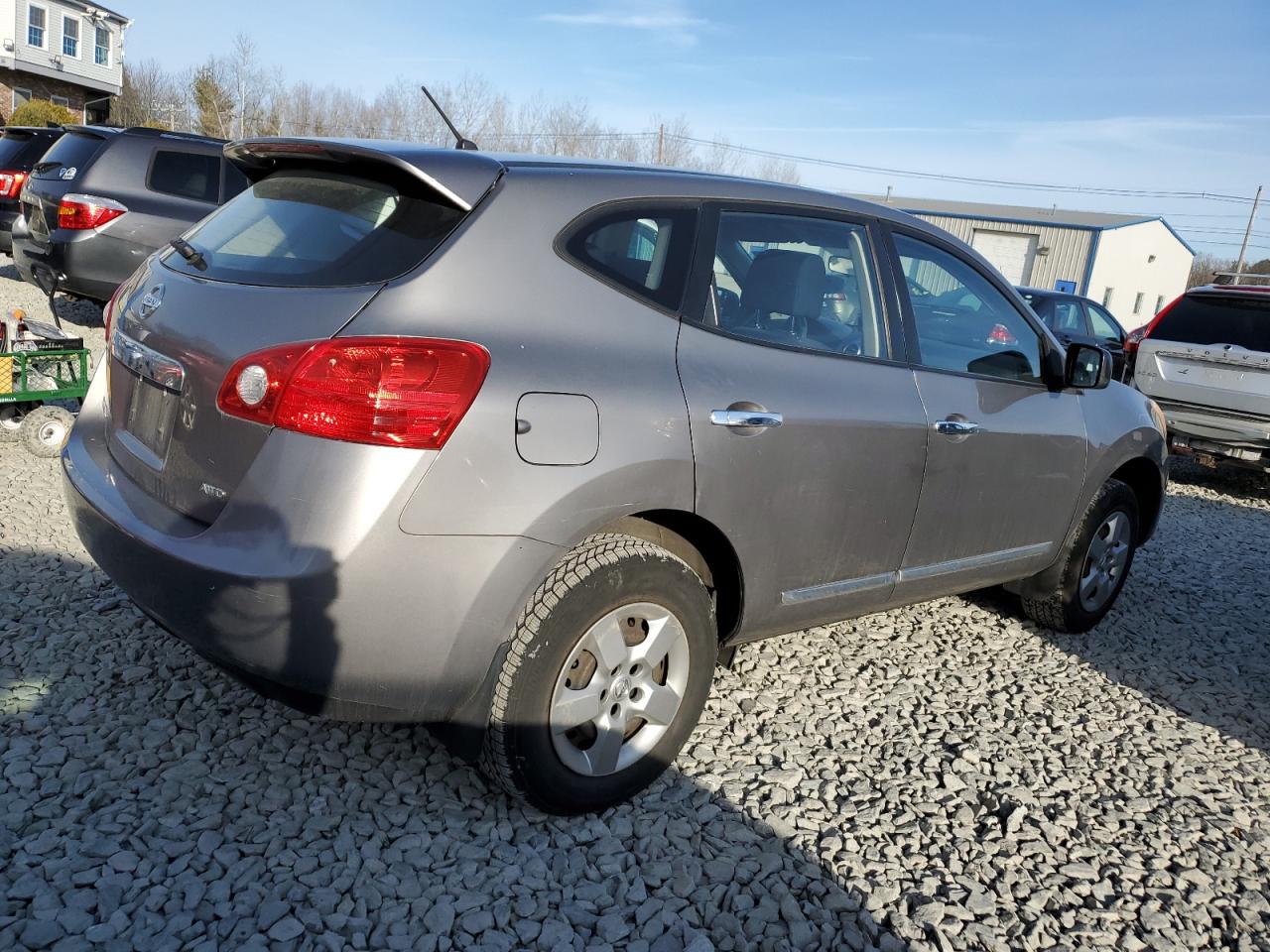 2011 Nissan Rogue - Image 3