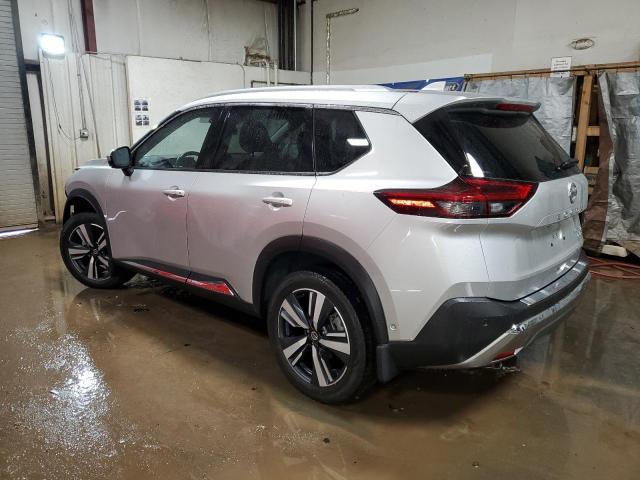  NISSAN ROGUE 2021 Srebrny