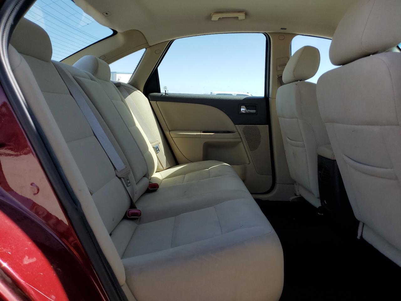 2008 Ford Taurus - Image 10