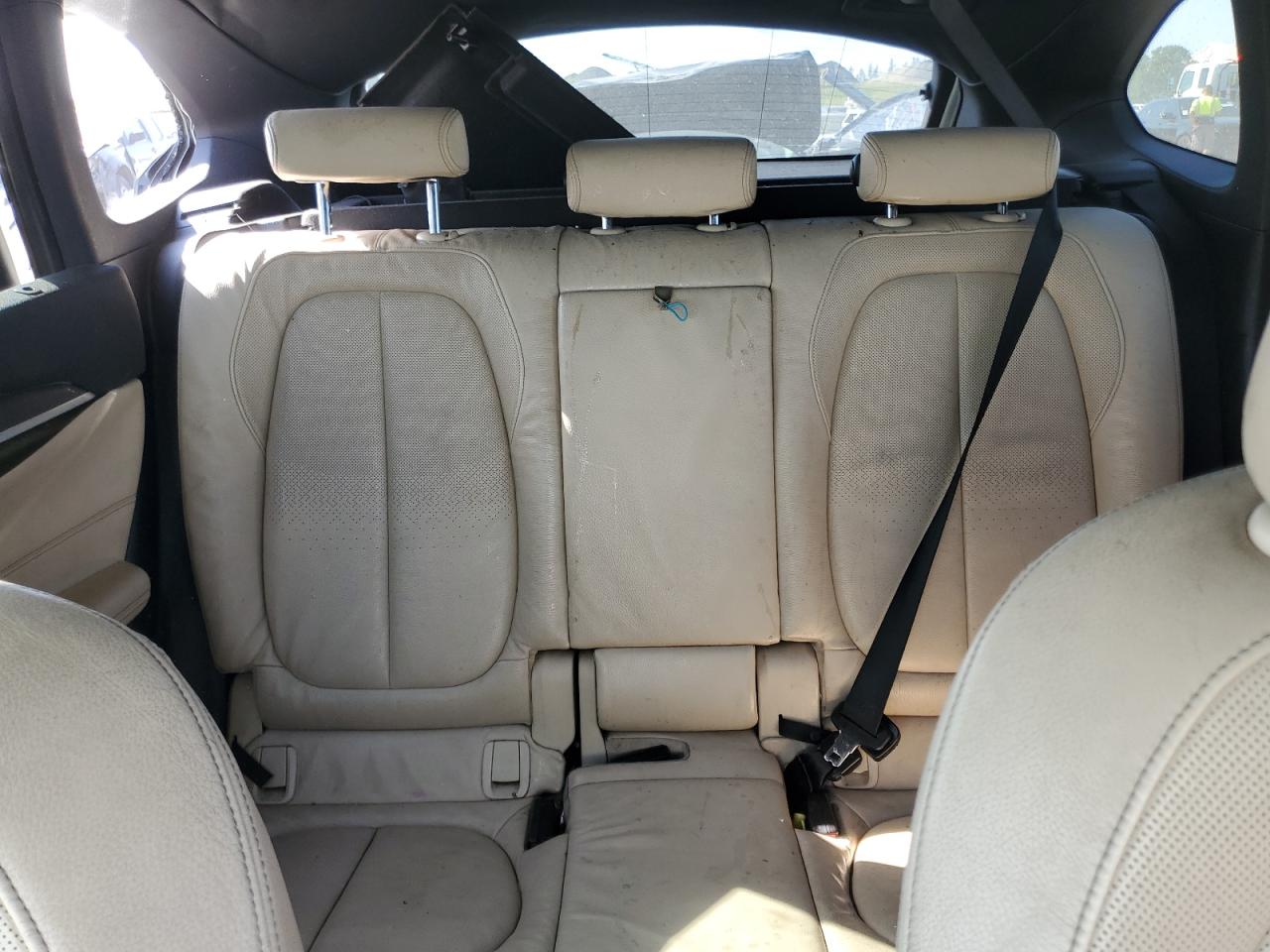 2016 BMW X1 - Image 10