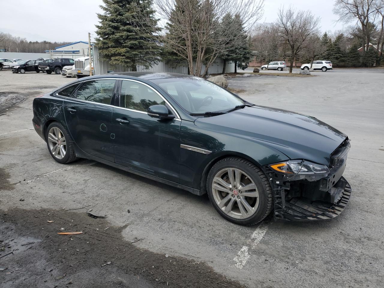 2016 Jaguar XJ - Image 4