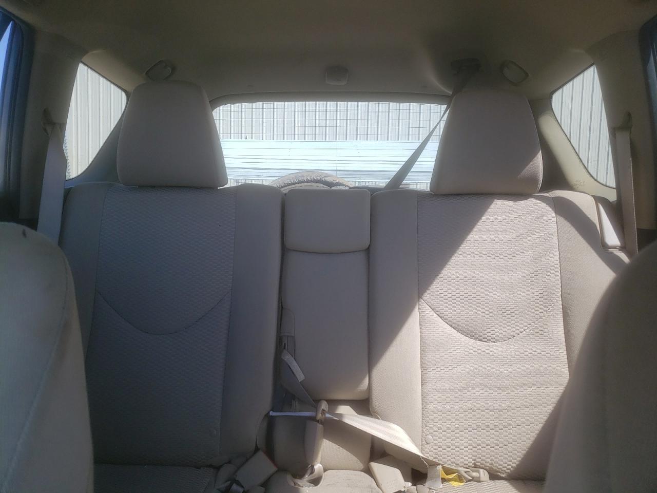 2011 Toyota RAV 4 - Image 10