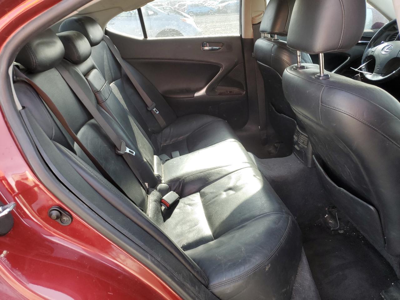 2007 Lexus IS - Image 10