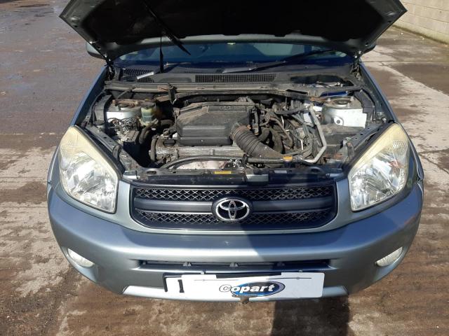 2005 TOYOTA RAV4 XT3 V