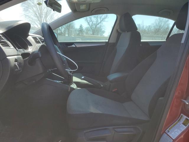  VOLKSWAGEN JETTA 2017 Czerwony