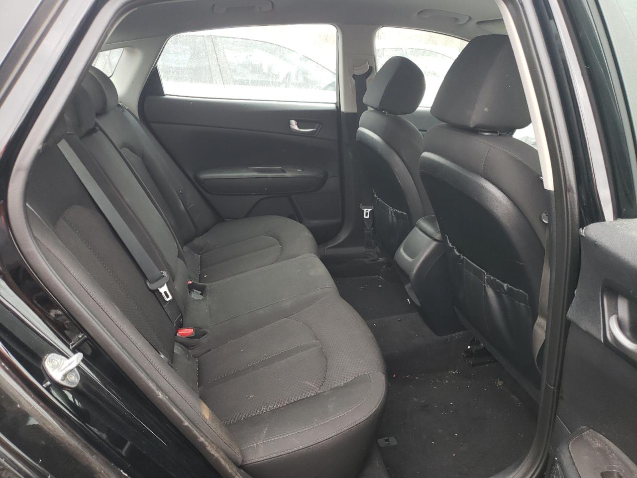 2016 Kia Optima - Image 10