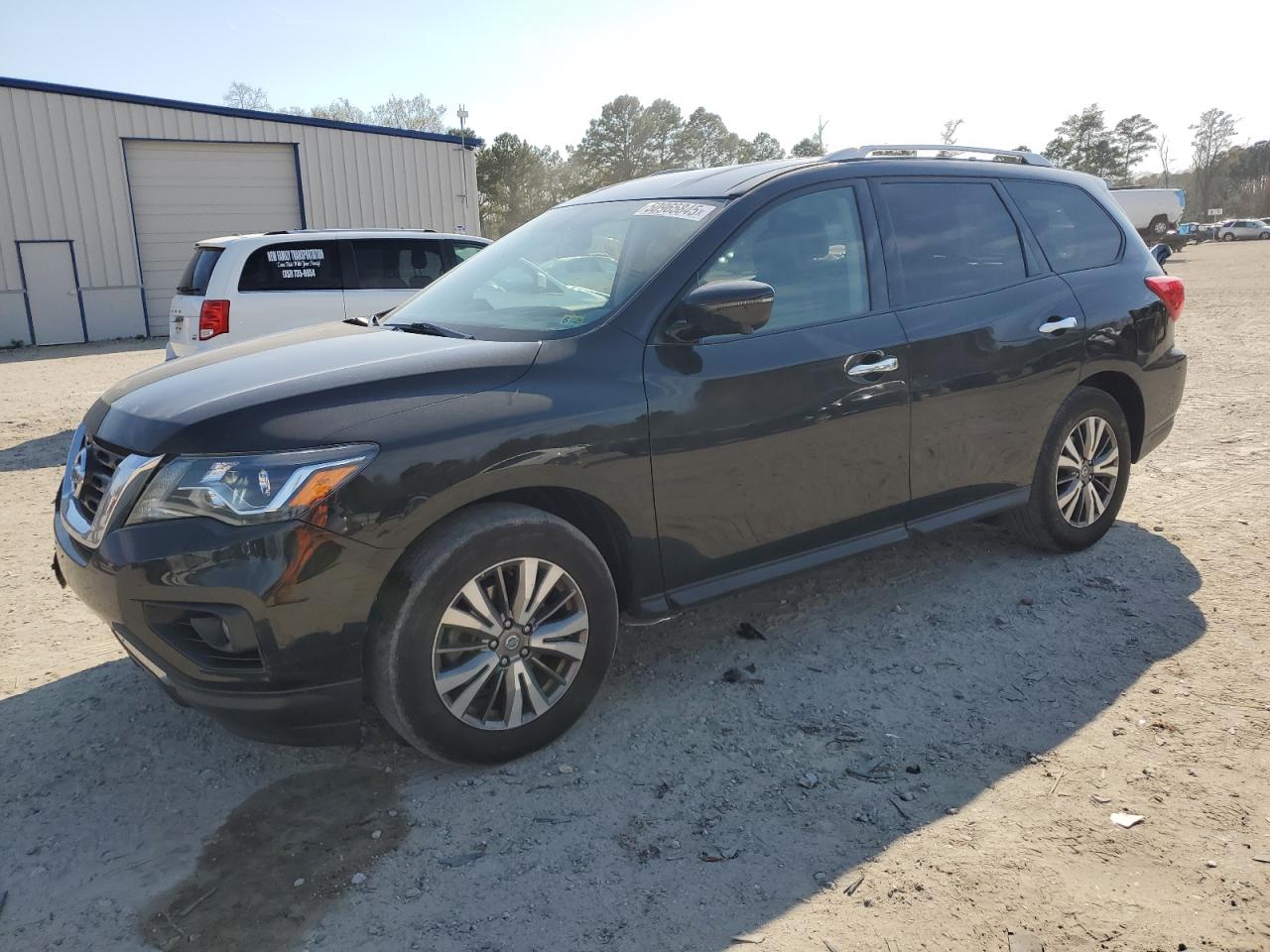 2019 Nissan Pathfinder S იყიდება Hampton-ში, VA - Rear End