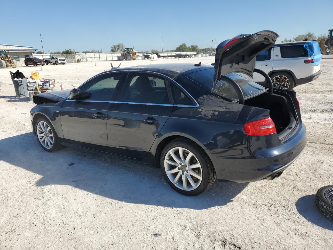 2014 Audi A4 - Image 2