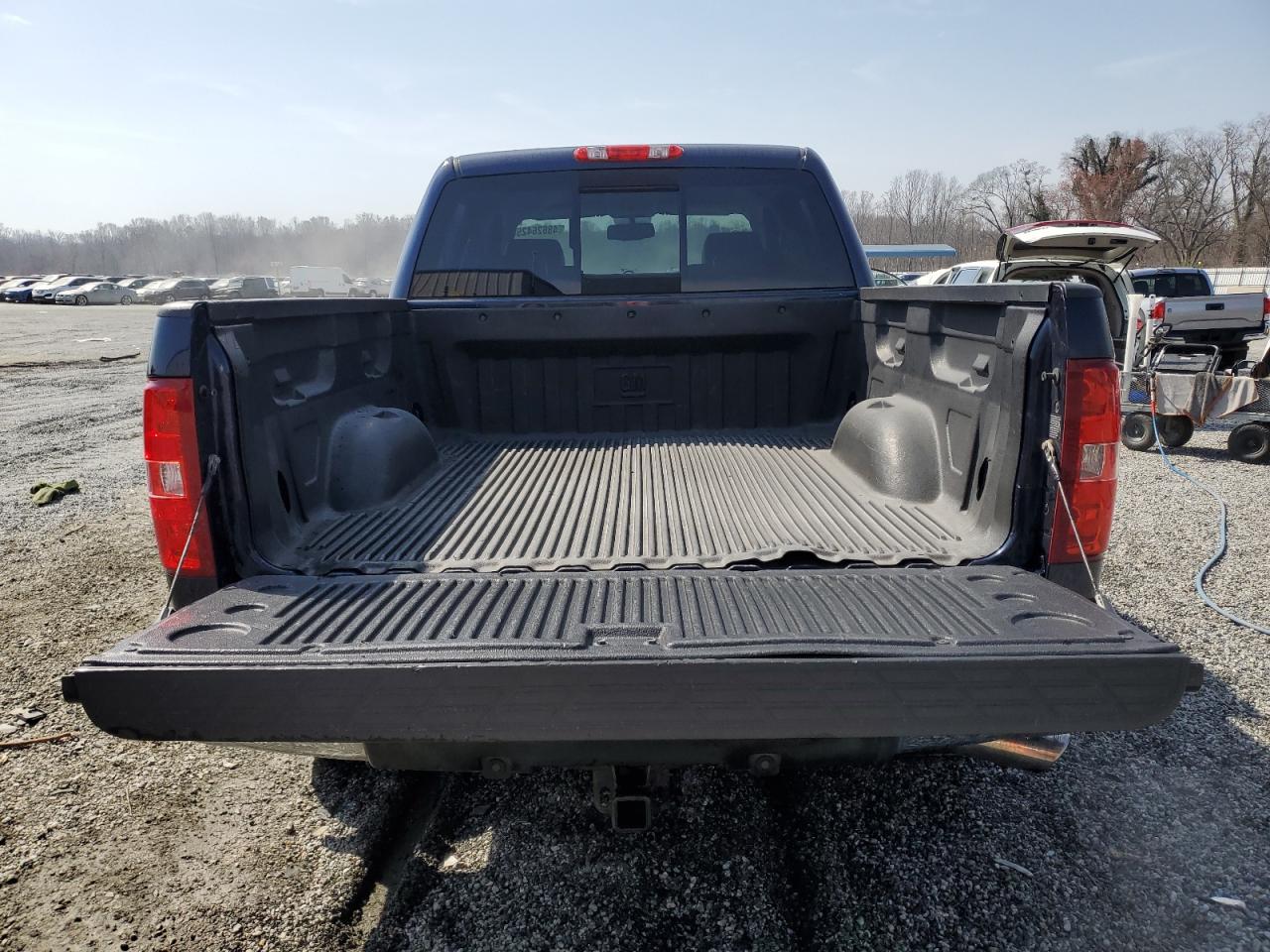 2012 Chevrolet Silverado - Image 6