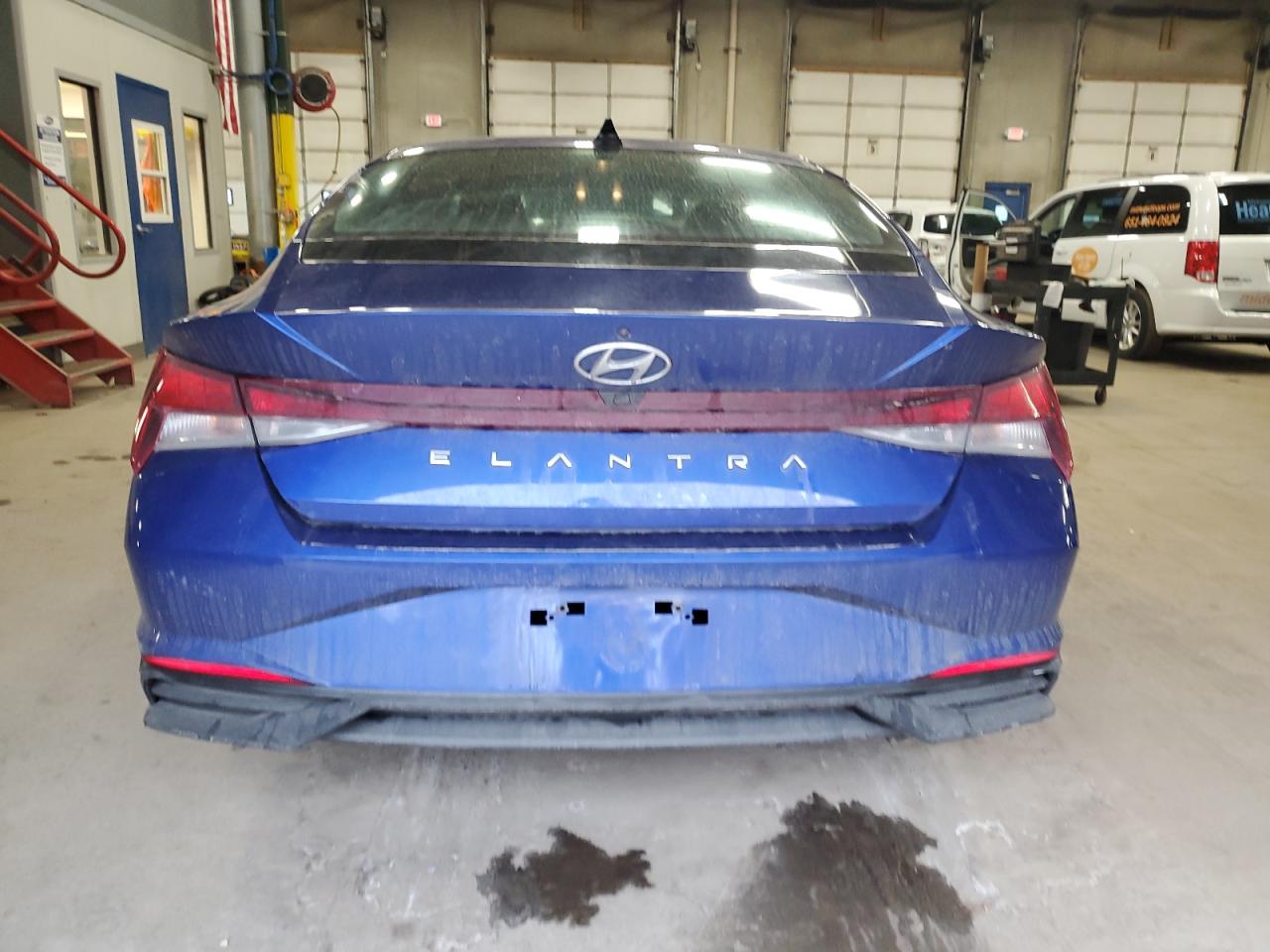 2021 Hyundai Elantra - Image 6