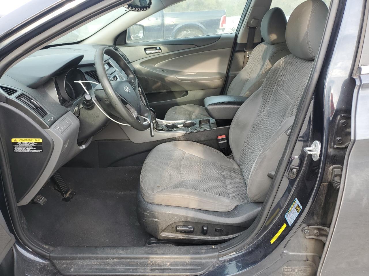 2013 Hyundai Sonata - Image 7