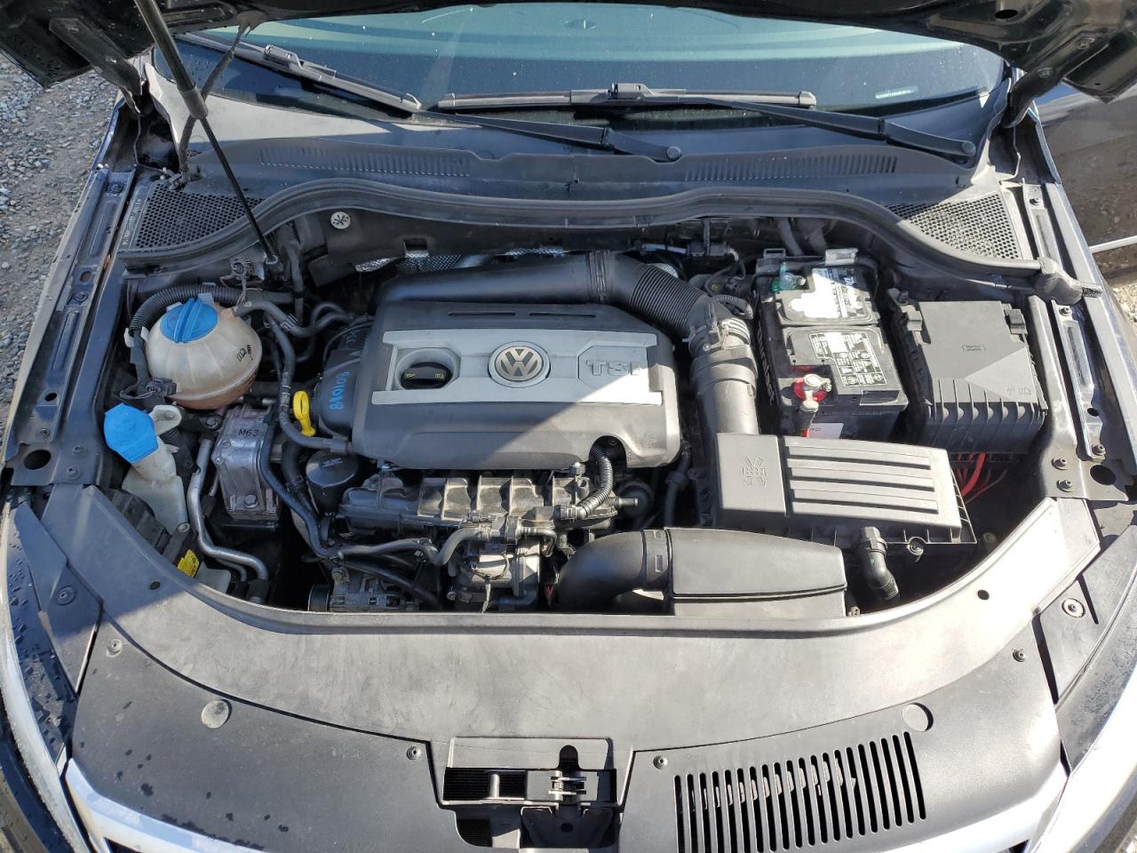 2016 Volkswagen Passat CC - Image 12