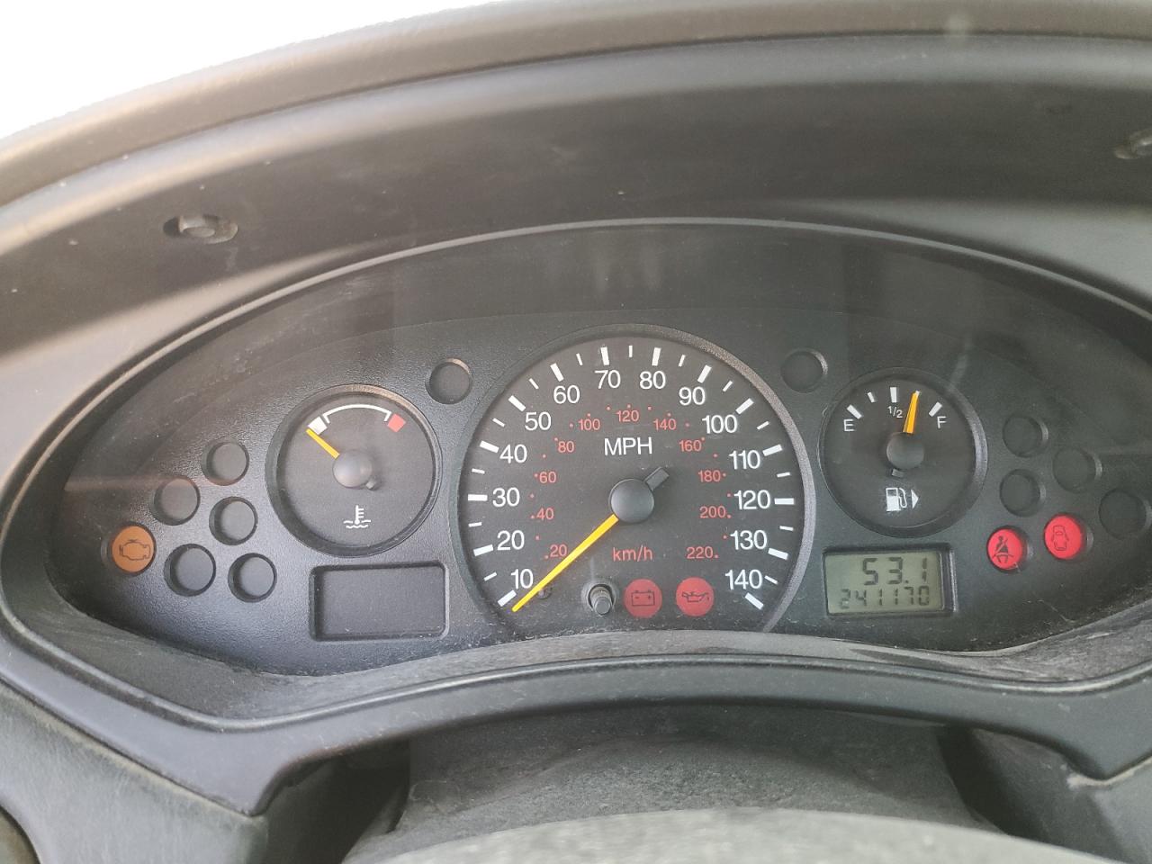 2002 Ford Focus - Image 9