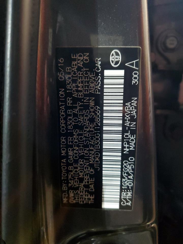 2016 Toyota Prius - Image 14