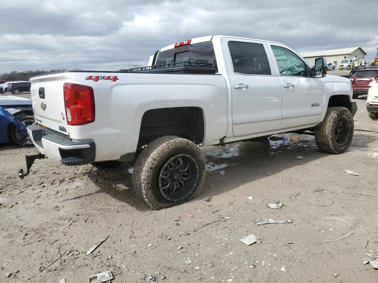 2018 Chevrolet Silverado - Image 3