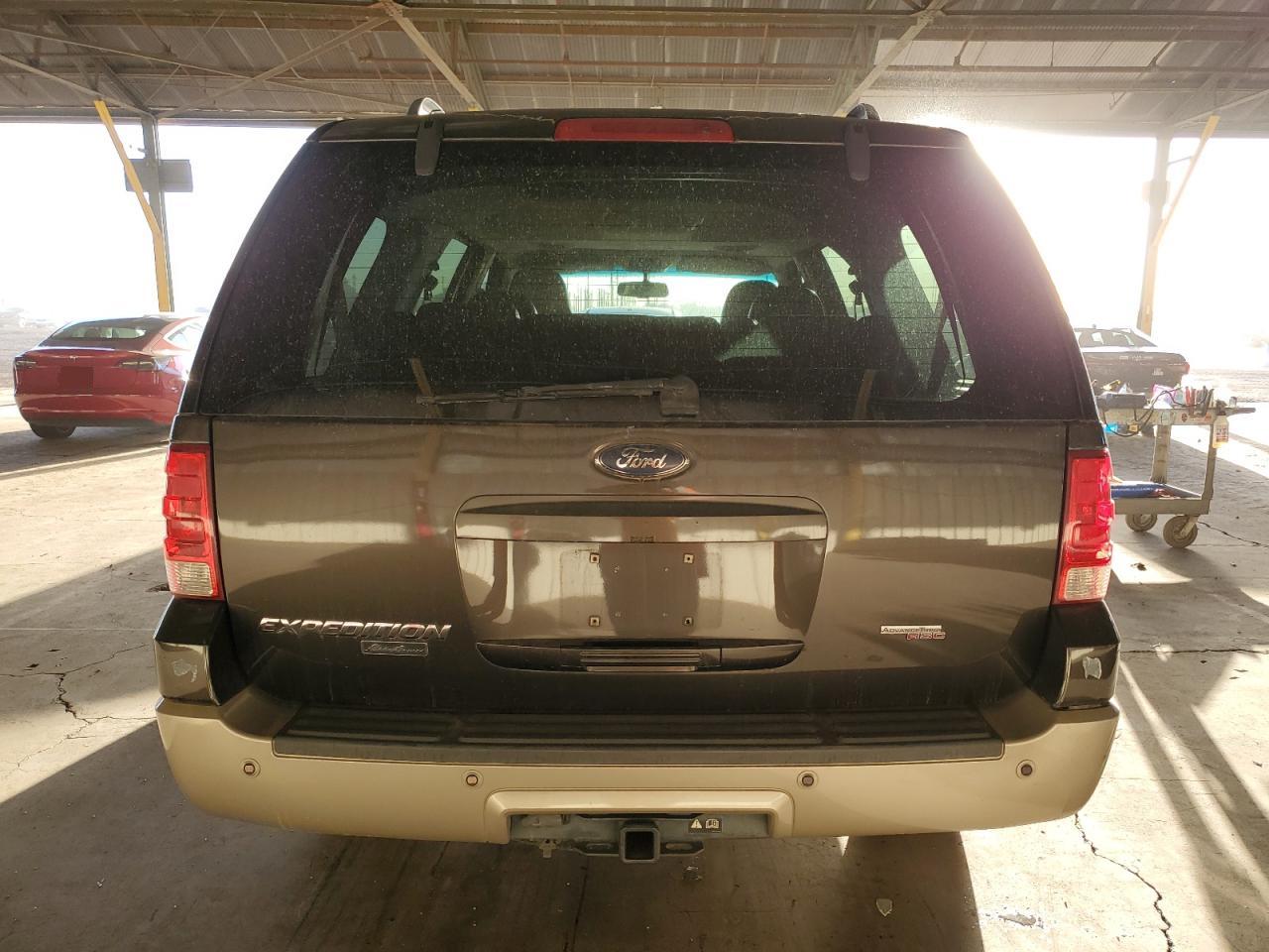 2006 Ford Expedition - Image 6
