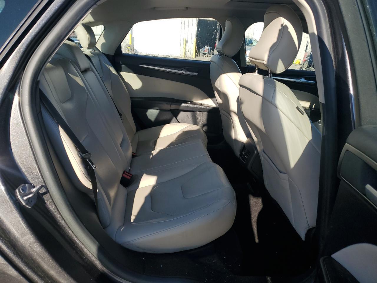2018 Ford Fusion - Image 10