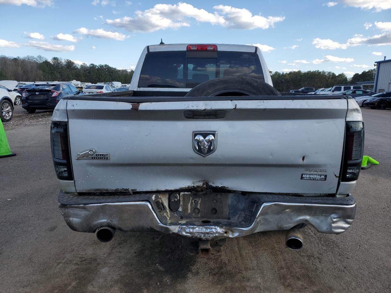 2014 RAM 1500 - Image 6