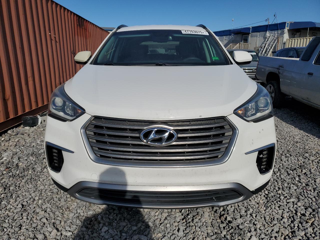 2017 Hyundai Santa Fe - Image 5